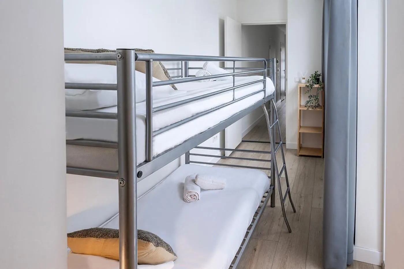 3 Room House With Garden And Fast Wifi Eindhoven Semesterbostad