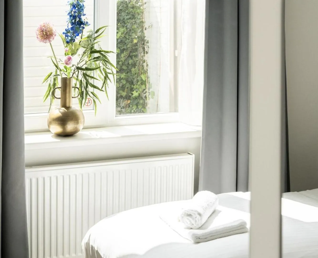 3 Room House With Garden And Fast Wifi Eindhoven 0*,  Nederländerna